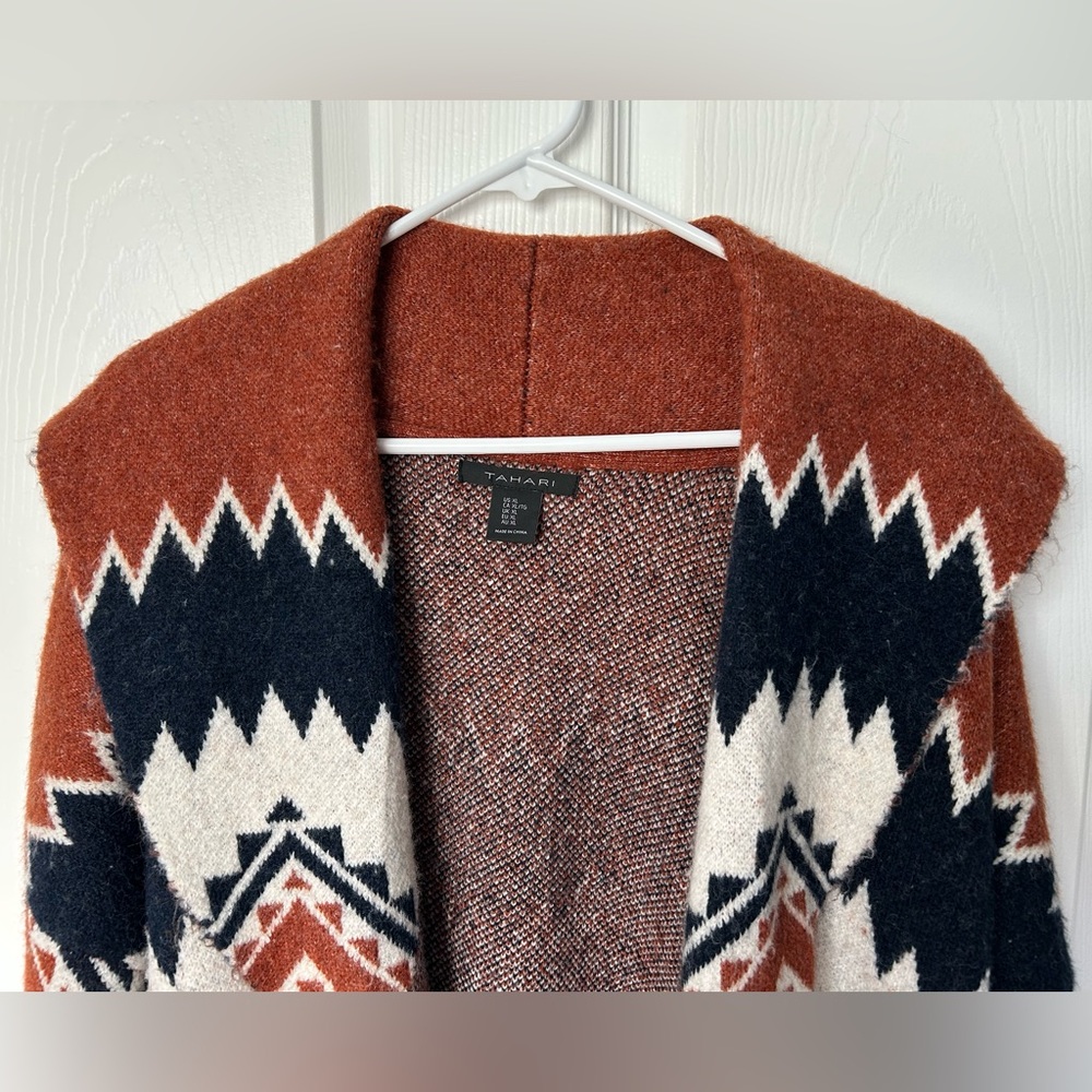 Tahari Brown White & Blue Aztec Print Chunky Open Front Cardigan Size XL - Picture 12 of 15